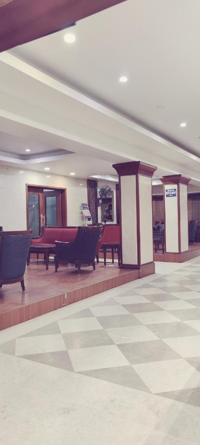 Hotel Bhimas Paradise Tirupati Ngoại thất bức ảnh