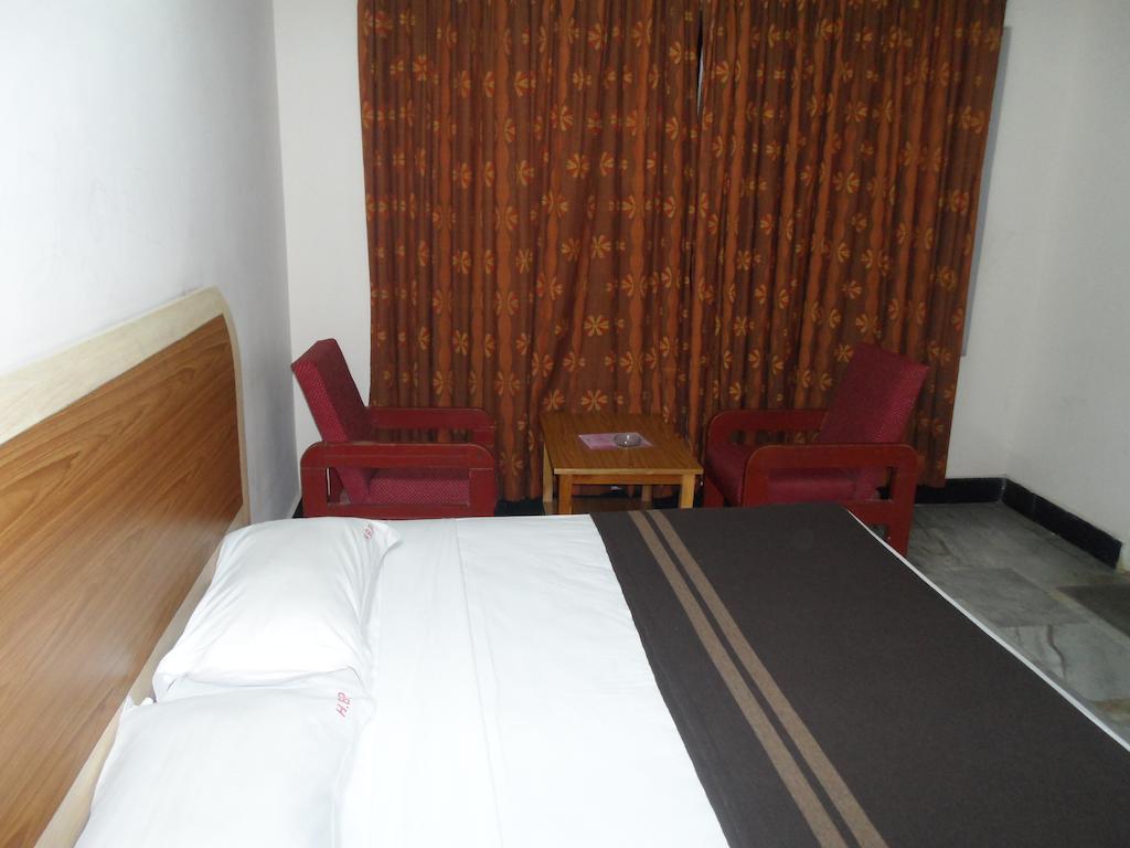Hotel Bhimas Paradise Tirupati Ngoại thất bức ảnh